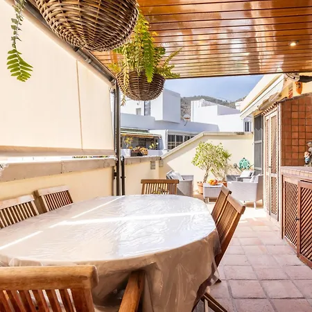 Apartment Home2book Comfy & Bright Attic, Cruz (adults Only)